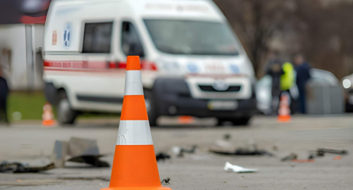 Strage sulla statale 79: sei morti nello scontro tra bus e camper